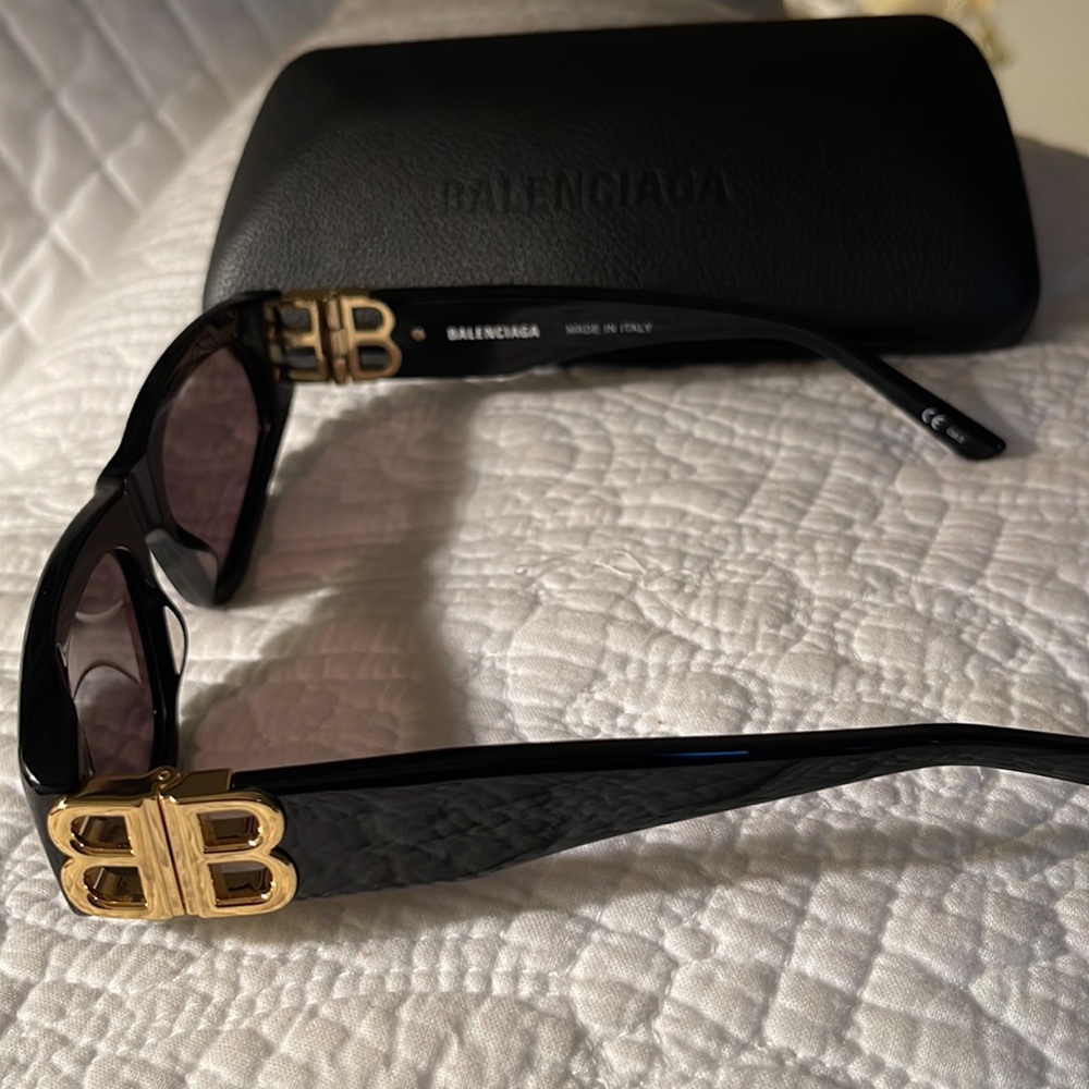 Balenciaga D Frame Dynasty Sunglasses Black Brand New 100% Authentic - Picture 13 of 16